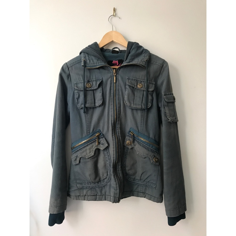 BB Dakota Cargo Jacket (the one from Twilight)